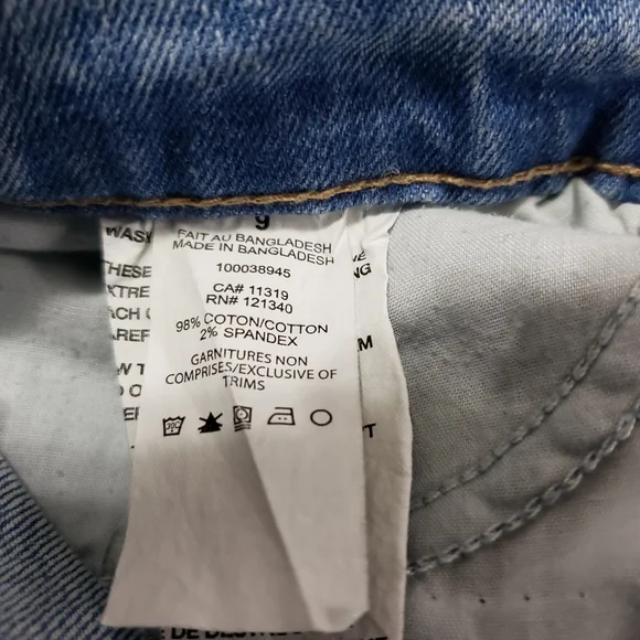 Garage Jeans Size 9 W32"xL32" Destroyed Jeans Distressed Torn Ripped Jeans Crop - Picture 9 of 9